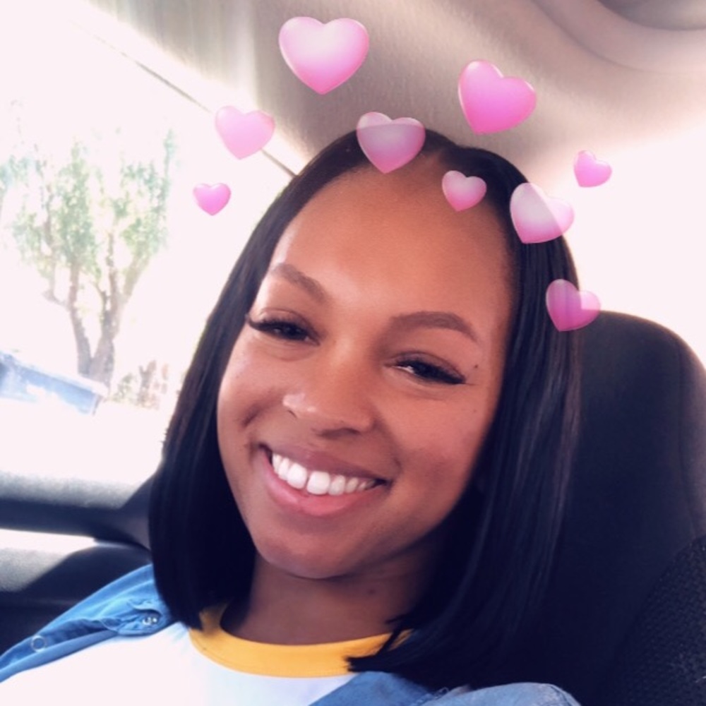 Meet your Posher, Whitney